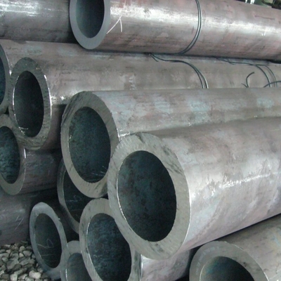 ASTM GB JIS DIN 표준 Q235B Q345B 10 탄소 강철 꿰매지 않는 철강 파이프 20 6000mm 건설 합금 또는 그렇지 않은