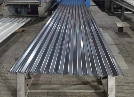 2001-3600mm 길이 맑은 지붕 패널을 위한 류류 된 폴리카보네이트 엽 ISO9001 인증 류류 된 진열 철