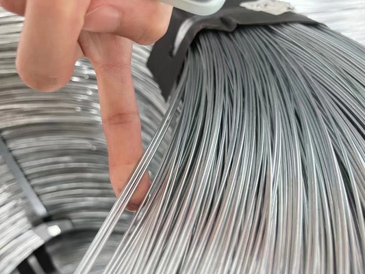 10 톤 진크 와이어 막 Hot Dip Galvanized Steel Galvanized Gi Iron 2mm 전기 가유 결합 와이어 성능