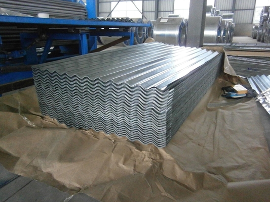 긴 스판 지붕 트러스 가격 과잉 재고 GI 진크 가설 된 Galvalume corrugated 지붕 띠 금속 시트 04mm 12ft
