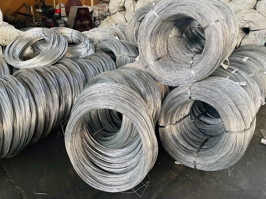 뜨거운 추천 저탄소 강철 와이어 막대 0.2mm 0.6mm 0.8mm 표준 AISI.ASTM.EN.BS.GB.DIN.JIS.etc Q195 Q235 1006 1008