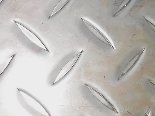 고온 롤링 건설 구조 AISI ASTM BS DIN GB JIS 2.0-8 mm 두꺼운 쿼커 된 탄소 강철 판 기반 냉동 롤링