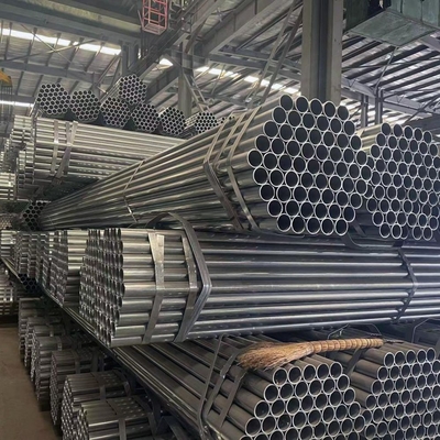 건설 구조 Astm S235 48.3mm 장 12M의 진열 철 둥근 파이프