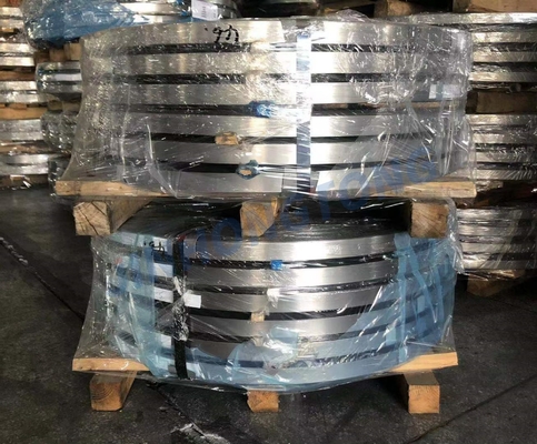JIS ASTM DX51D SGCC 가공용 열 담긴/냉면으로 굴린 진열제철 코일 스트립 너비 20-1500 허용률 ±1%