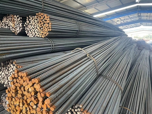 탄소 구조강 HRB 400/500 BS460/ASTM A615 변형된 강철 막대기 강화 레버 12mm 16mm 건설용으로 뜨겁게 롤