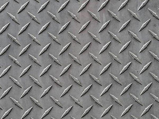 2.0-8mm 두꺼운 탄소 쿼커 판 평면 철강판 비연금 건설 재료