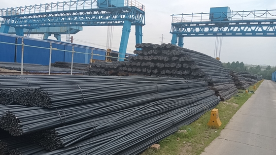 직선 막대 HRB400/500 ASTM A615 BS4449 고층 상용 건물용 탄소 강철 레버