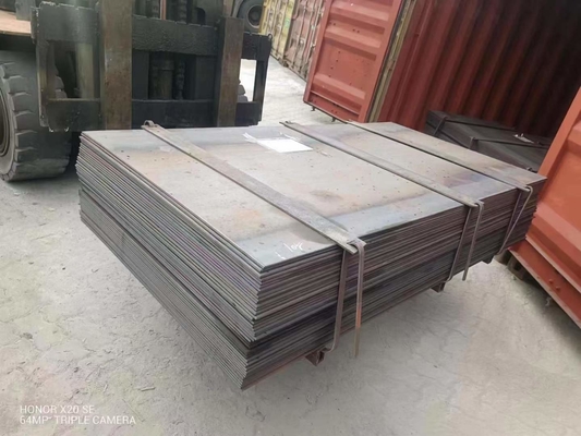 금속이 아닌 Q195 Q235 Q235A ASTM A36 SS400 두께 2mm, 길이 2000mm의 열로 롤링 된 엽판