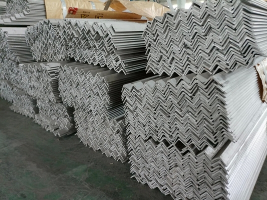 400시리즈 300시리즈 스테인리스 스틸 각도 바 1000mm ~ 6000mm AISI ASTM DIN EN GB JIS BS 표준에서 길이