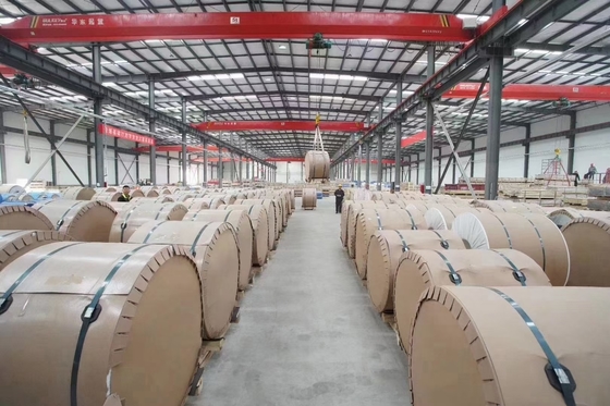 공장 공급자 Alucosuper PVDF PE 에포시 물질 알루미늄 용금 엽 알루미늄 코일 건물 건설